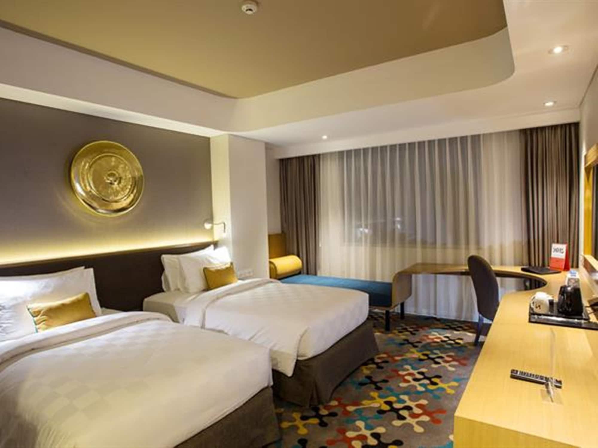 Hotel Ciputra Cibubur Managed By Swiss-Belhotel International Exterior foto