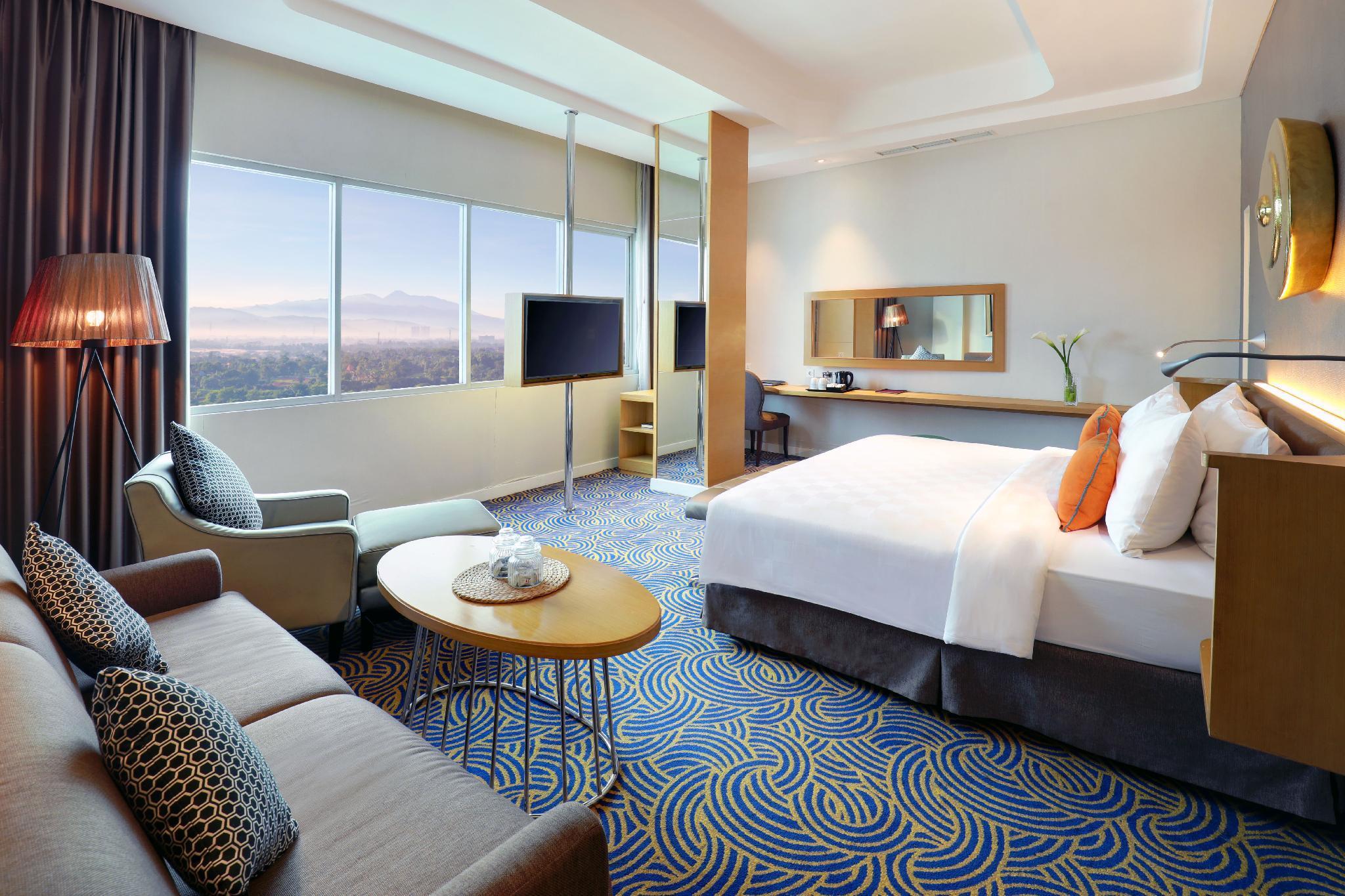 Hotel Ciputra Cibubur Managed By Swiss-Belhotel International Exterior foto