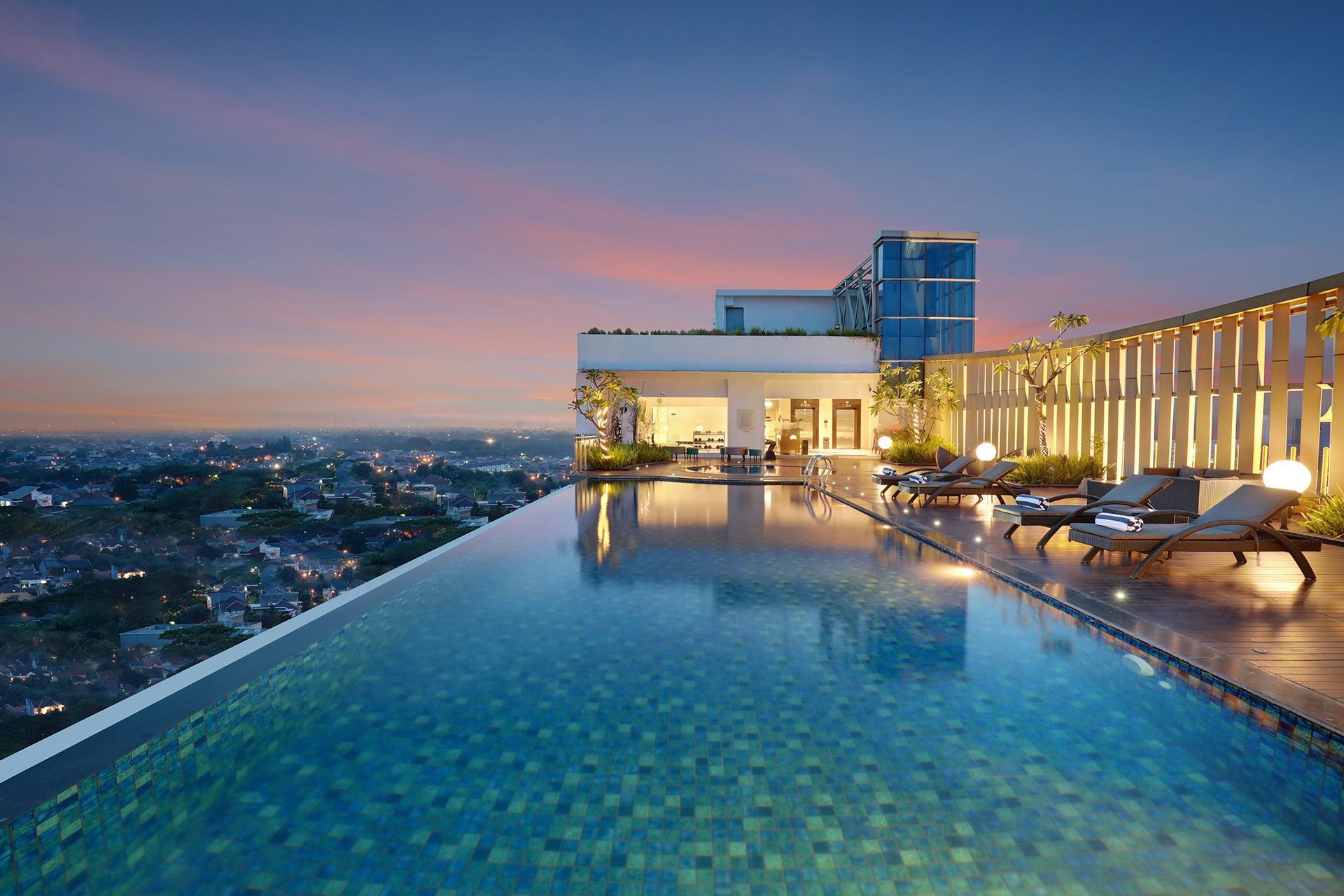Hotel Ciputra Cibubur Managed By Swiss-Belhotel International Exterior foto