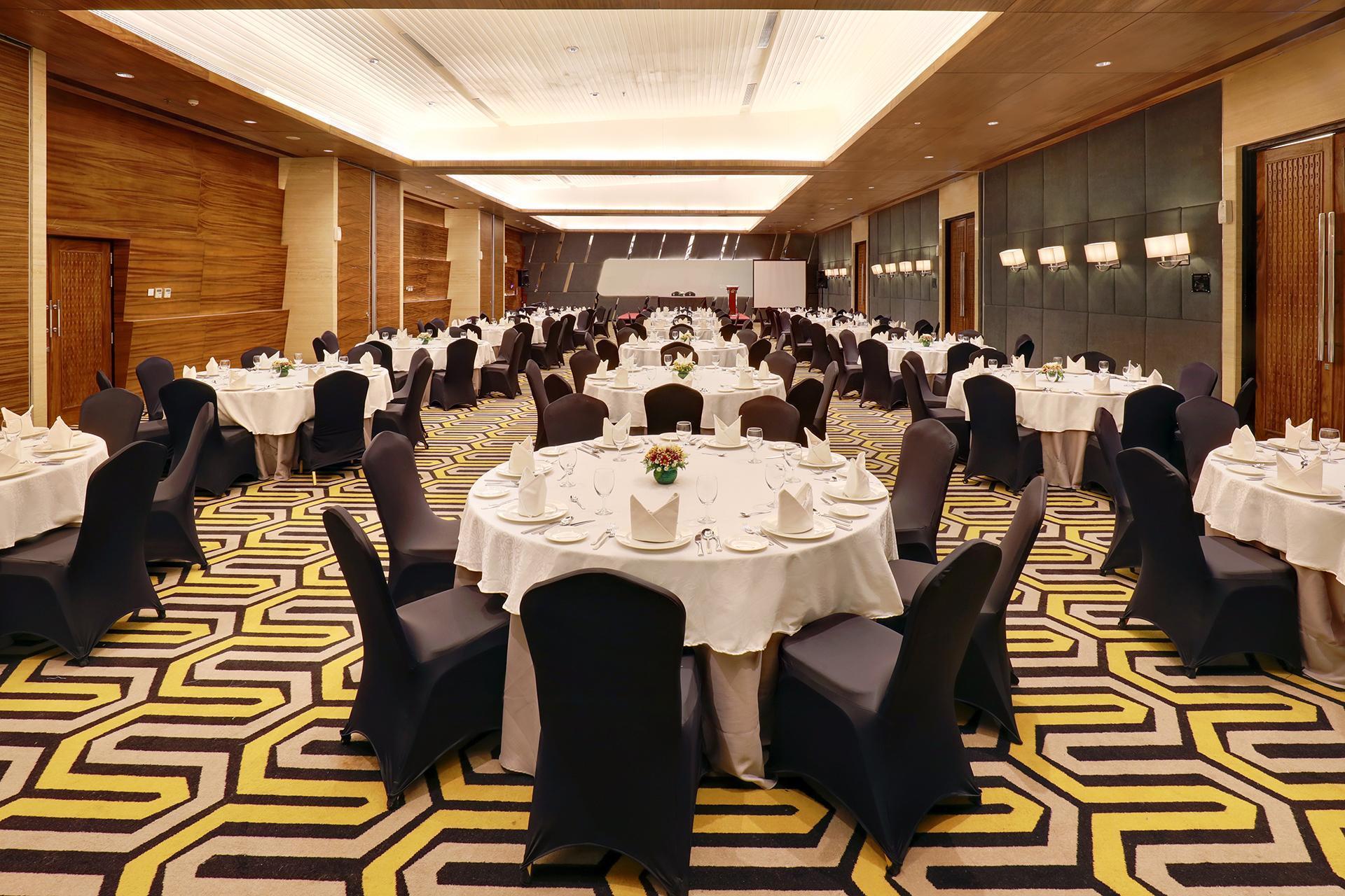Hotel Ciputra Cibubur Managed By Swiss-Belhotel International Exterior foto