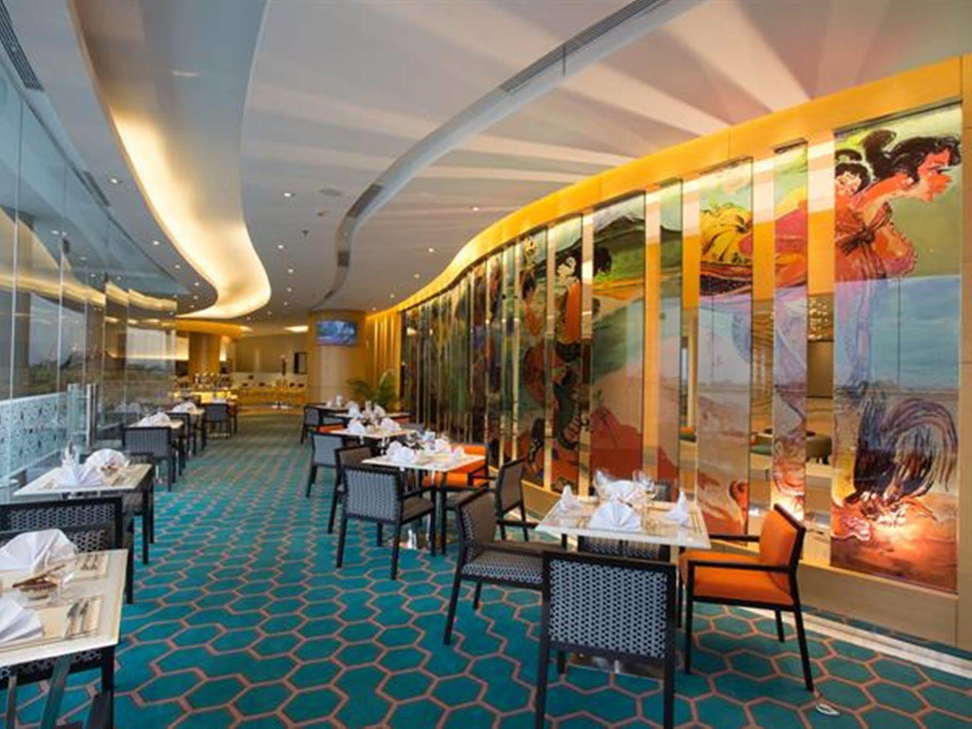 Hotel Ciputra Cibubur Managed By Swiss-Belhotel International Exterior foto